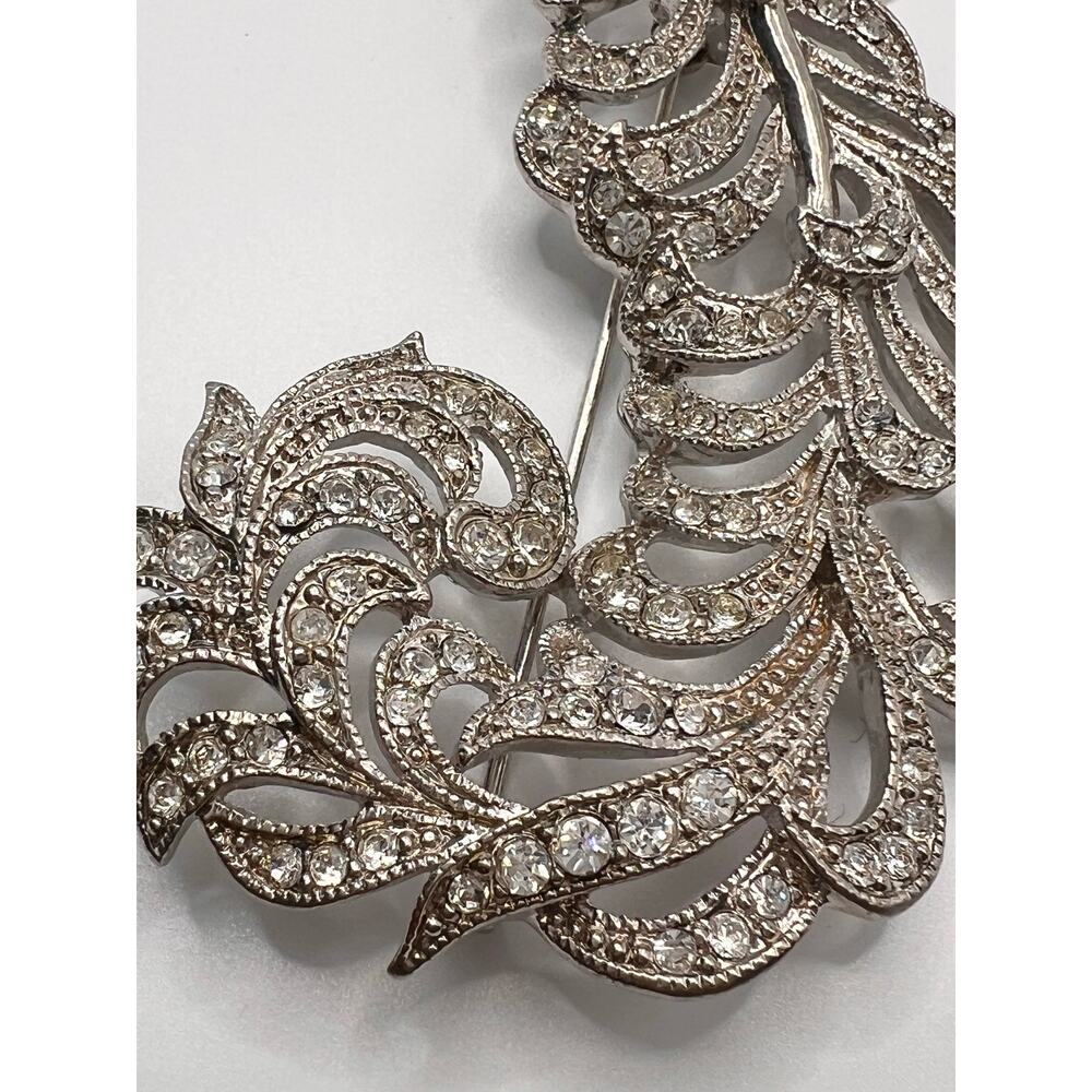 Vintage KJL (Kenneth J Lane) rhinestone feather brooch for Nina Ricci - Picture 4 of 6